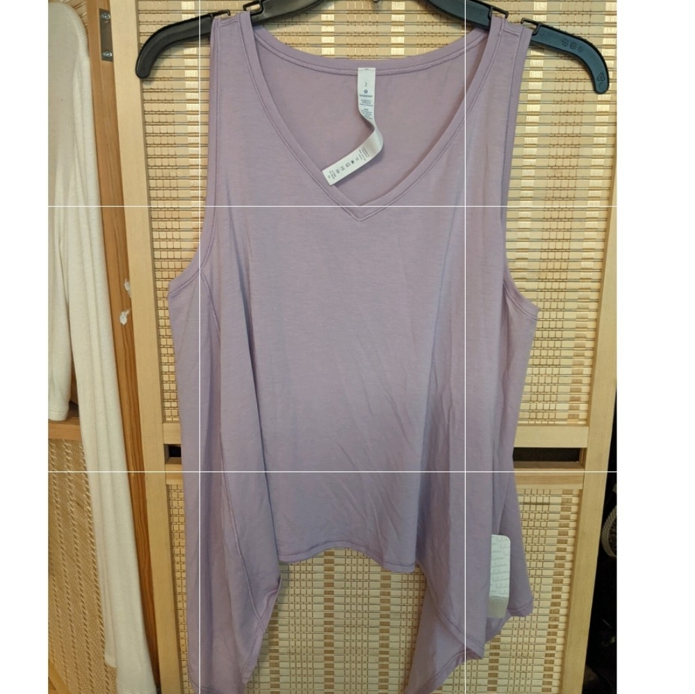 Lululemon - Watch Me Flip Tank